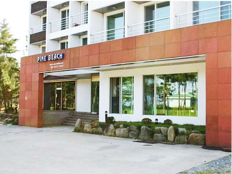 Pine Beach Yangyang Exteriör bild