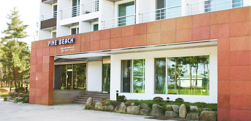 Pine Beach Yangyang Exteriör bild
